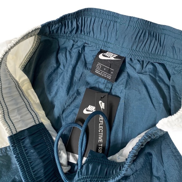 🚫Sold🚫🆕NWT Nike Windrunner SET Jacket and Pants - Picture 8 of 16